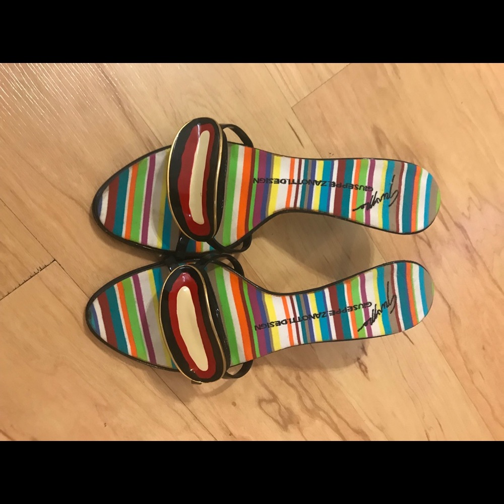 Giuzeppe Zanotti Kitten Heels Size 5